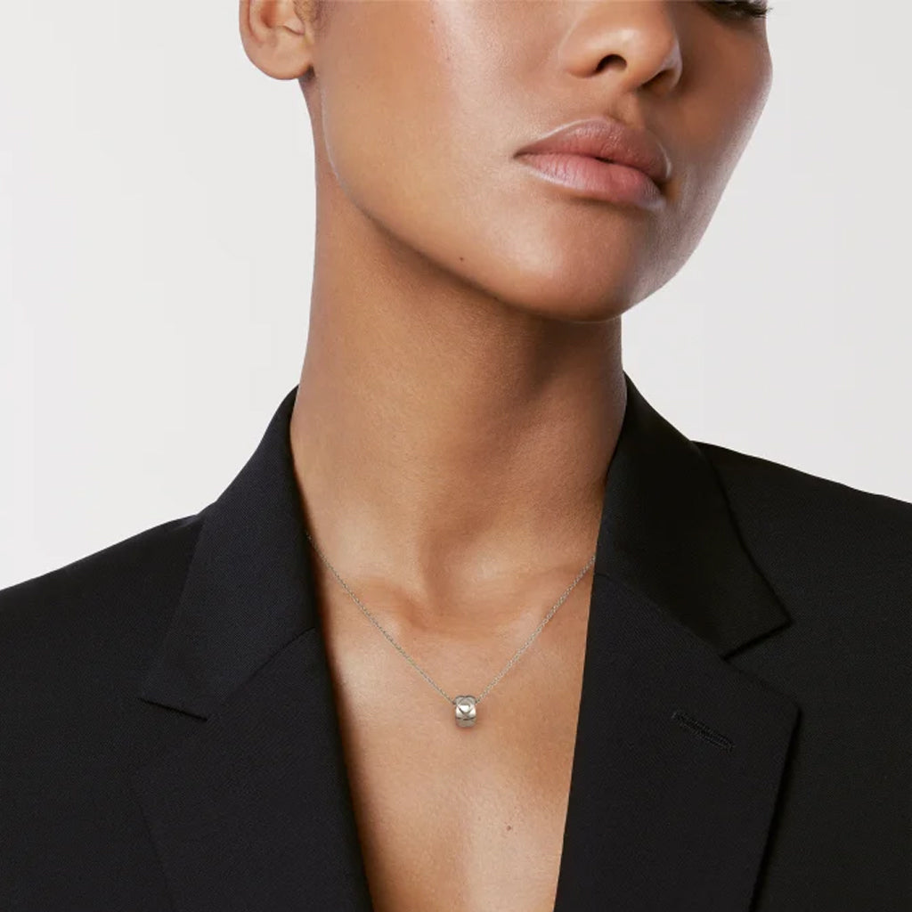 CHANEL Coco Crush Necklace J12307 – Chong Hing Jewelers