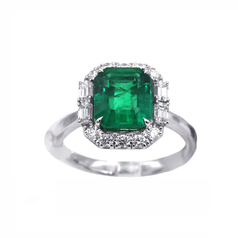 Emerald Diamond Ring