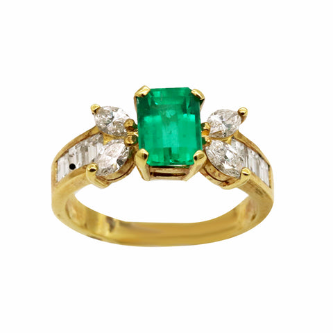 Emerald Diamond Ring