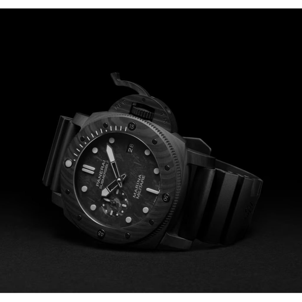 Panerai Submersible Marina Militare Carbotech™ PAM02979 – Chong