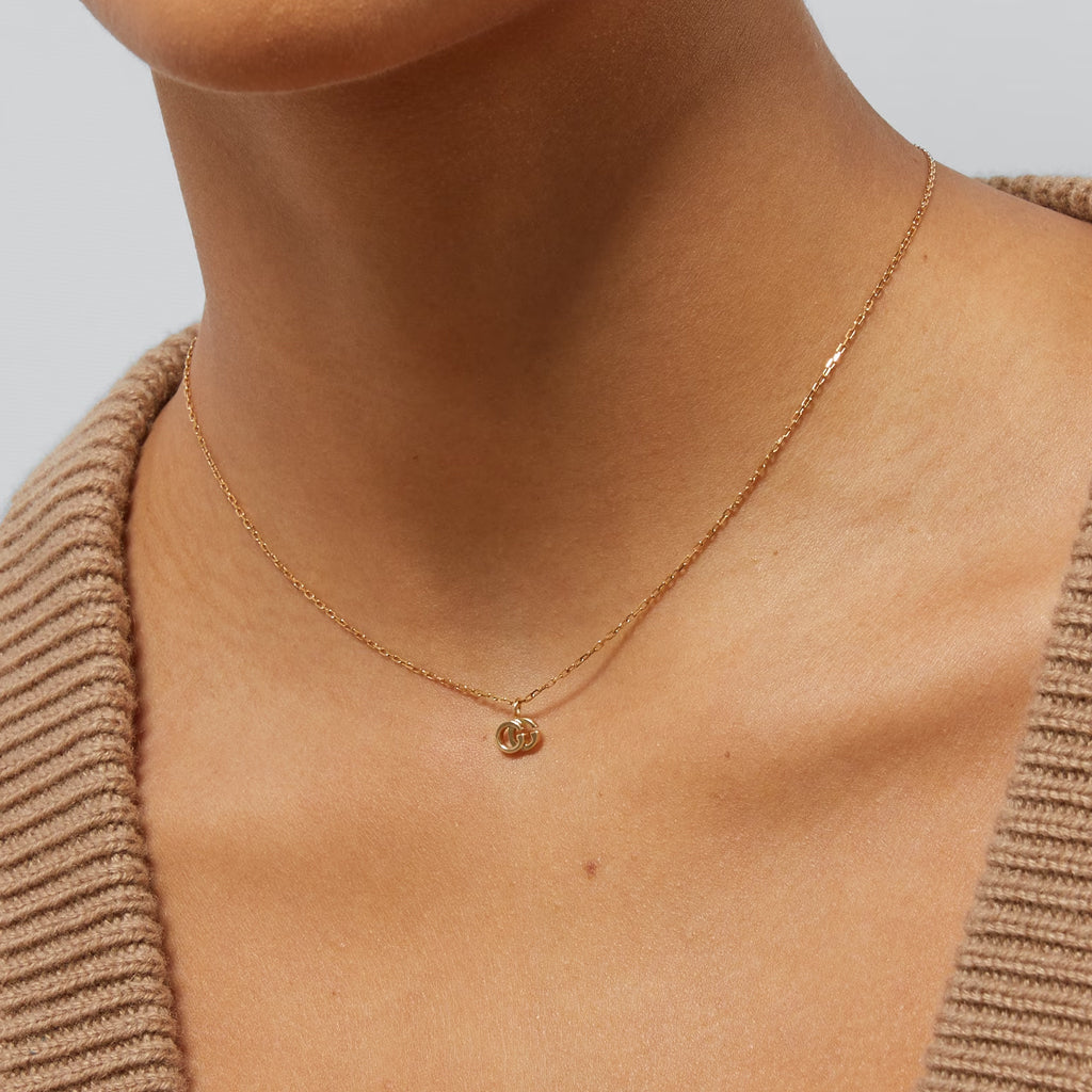 Gucci GG Running 18K Necklace YBB48163800100U – Chong Hing Jewelers