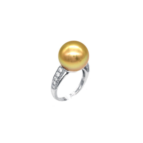 Golden South Sea Pearl Diamond Ring
