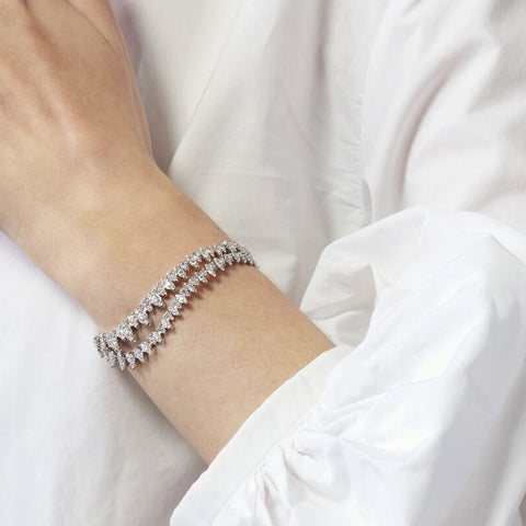 Hearts On Fire Aerial Twisted Dewdrop Bangle