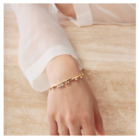 Hearts On Fire Barre Floating Diamond Bangle