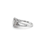 Mémoire Round-cut Engagement Ring