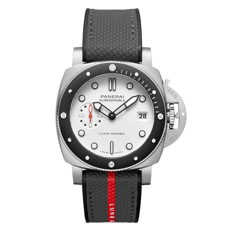 Panerai Submersible Luna Rossa