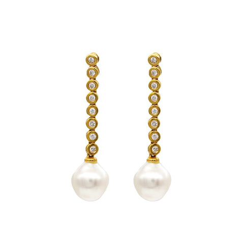 White South Sea Pearl Diamond Earrings