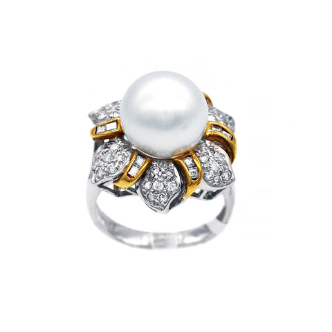 White South Sea Pearl Diamond Flower Ring