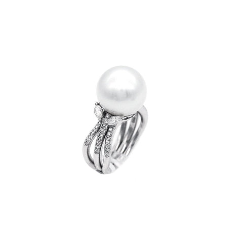 White South Sea Pearl Diamond Ring