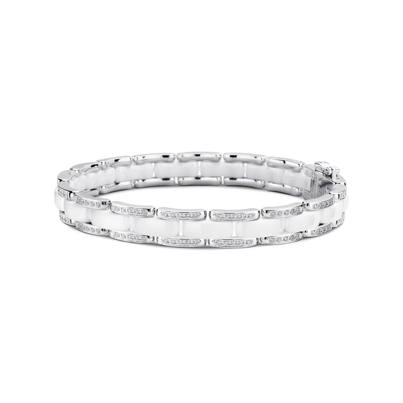 CHANEL Ultra Ring - J3092 – Chong Hing Jewelers