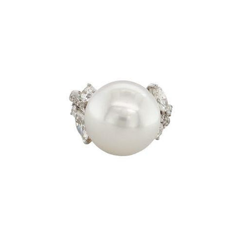 White South Sea Pearl Diamond Ring