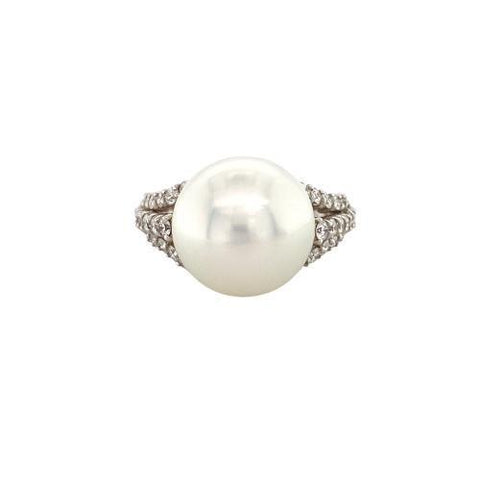 White South Sea Pearl Diamond Ring